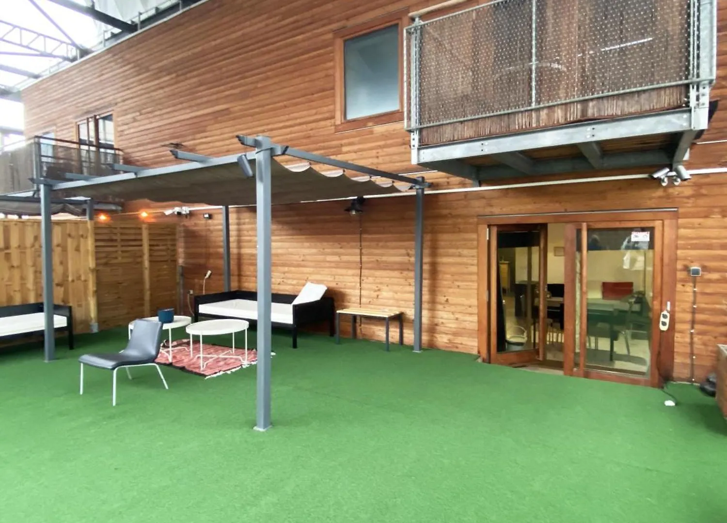 Hostel Hi Yves Robert Paris